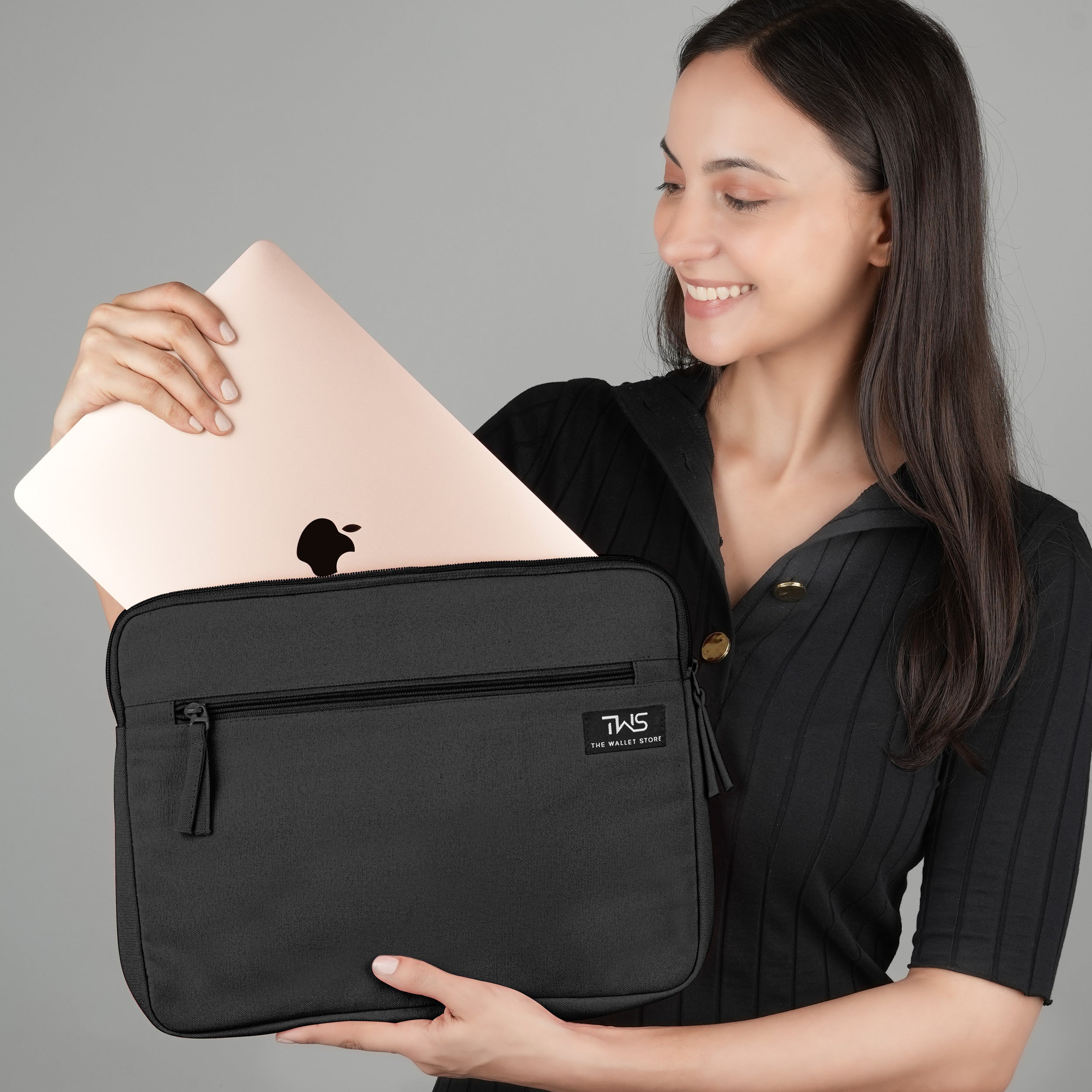 Sleek Guard Canvas Laptop Sleeve - Black